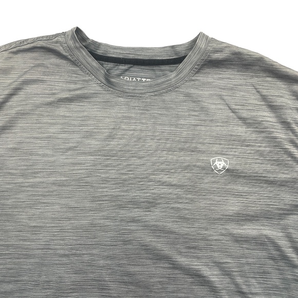 Ariat Tek XL Heat Series Grey Short Sleeve *READ* small hole on arm - Picture 2 of 5
